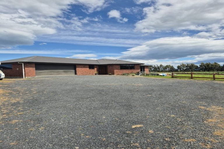 Photo of property in 345 Riccarton Road West, Mosgiel, 9092