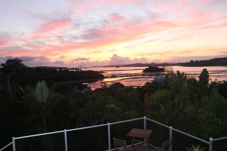 Photo of property in 65b Kingfisher Drive, Kerikeri, 0294