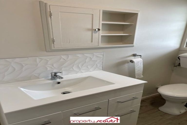 Photo of property in 8a Te Aroha Street, Hamilton East, Hamilton, 3216