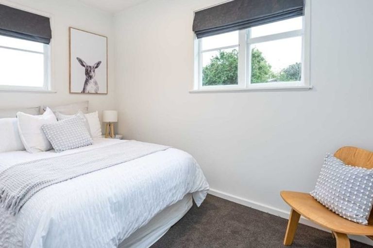 Photo of property in 17 Ballantyne Avenue, Upper Riccarton, Christchurch, 8041