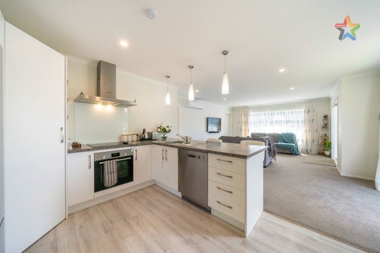 Photo of property in 139a Wainuiomata Road, Wainuiomata, Lower Hutt, 5014