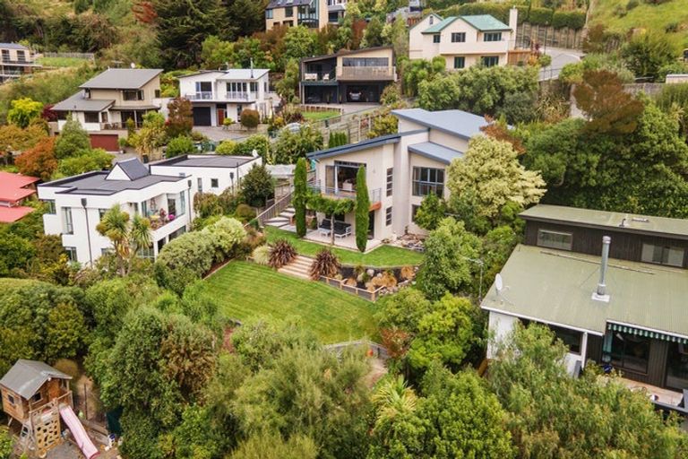 Photo of property in 8 Emerald Lane, Cashmere, Christchurch, 8022