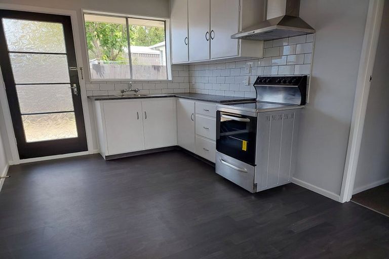 Photo of property in 3/92 Shakespeare Road, Waltham, Christchurch, 8023