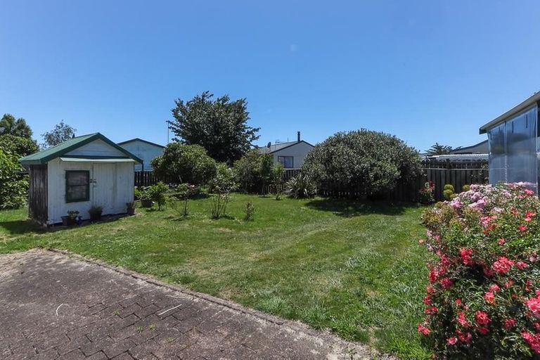 Photo of property in 3 Sequoia Crescent, Owhata, Rotorua, 3010