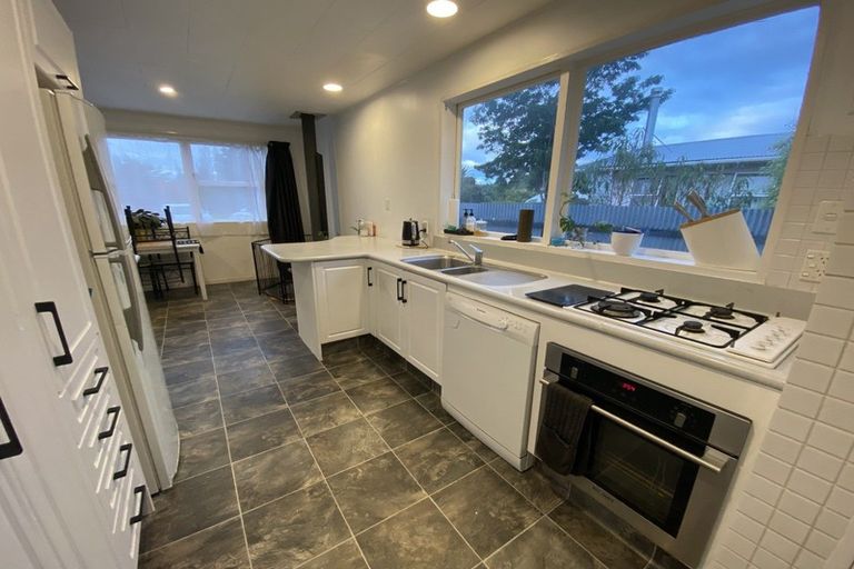 Photo of property in 95 Wyndham Street, Ashhurst, 4810