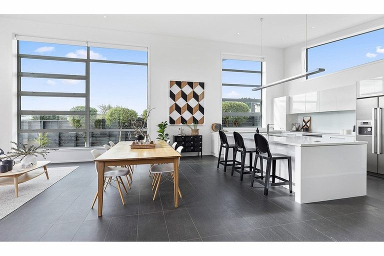 Photo of property in 13 Semaphore Lane, Whitby, Porirua, 5024