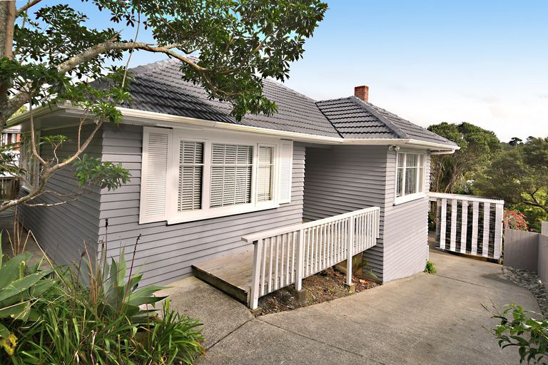 Photo of property in 12 Kendale Drive, Leigh, 0985