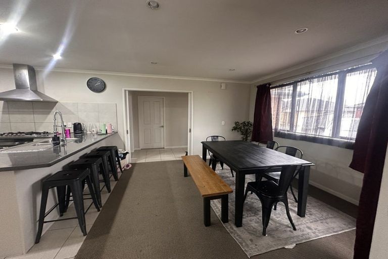 Photo of property in 27 Hildreth Street, Trentham, Upper Hutt, 5018