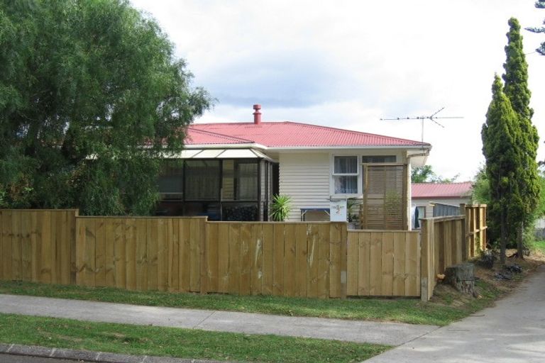 Photo of property in 2 Cindy Place, Pakuranga, Auckland, 2010