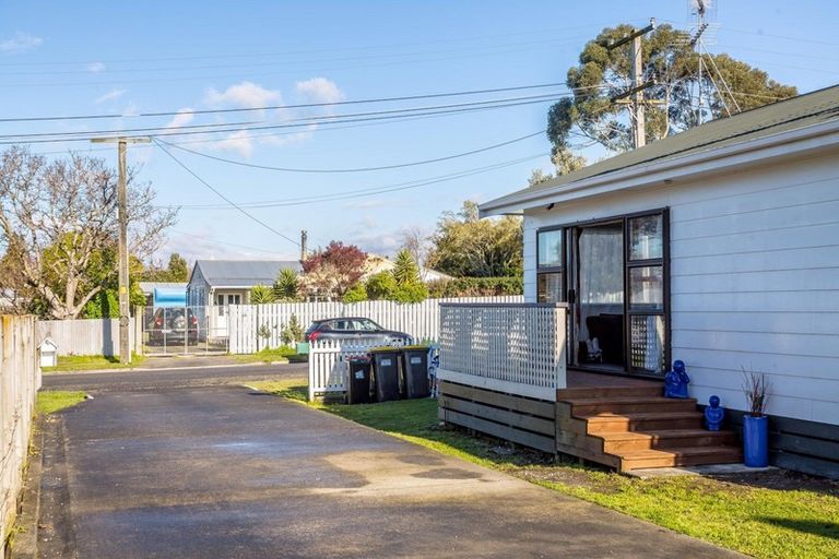 Photo of property in 41 Harrison Street West, Featherston, 5710