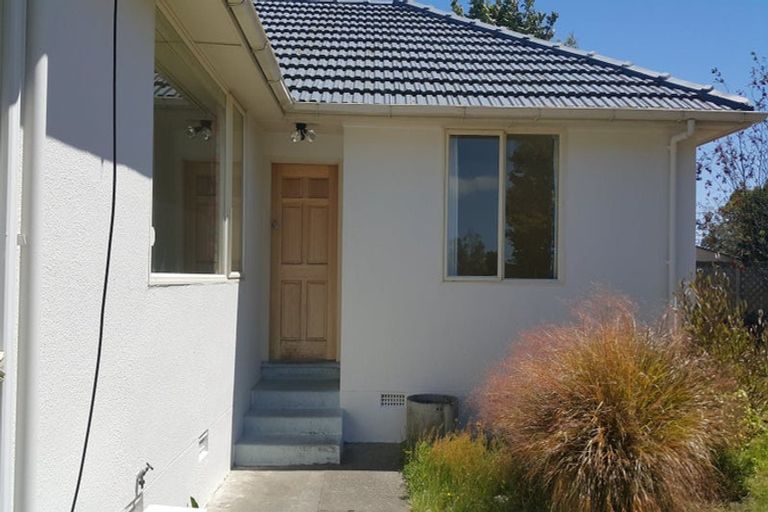 Photo of property in 15 Kaplan Avenue, Islington, Christchurch, 8042