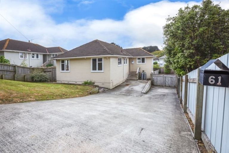 Photo of property in 61 Jillett Street, Titahi Bay, Porirua, 5022