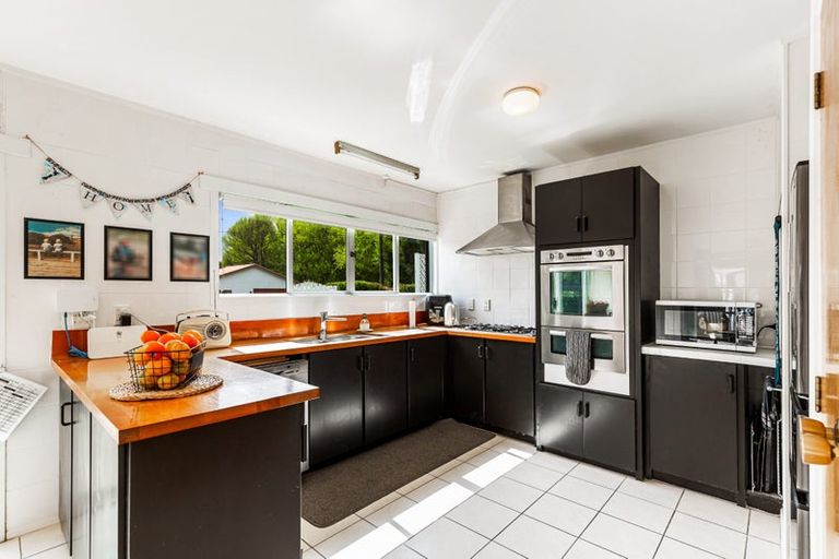 Photo of property in 39 Riverlea Road, Whenuapai, Auckland, 0618