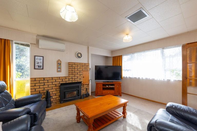 Photo of property in 37 Punga Street, Tangimoana, 4822