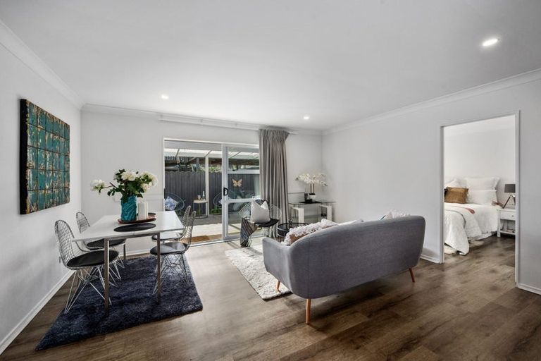 Photo of property in 1/69 Bay Street, Red Beach, 0932