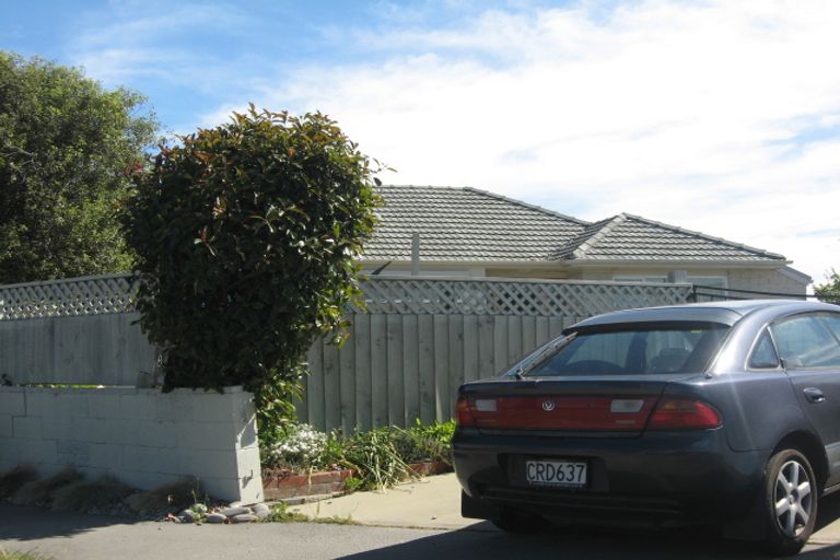 Photo of property in 8 Vivian Street, Burwood, Christchurch, 8083