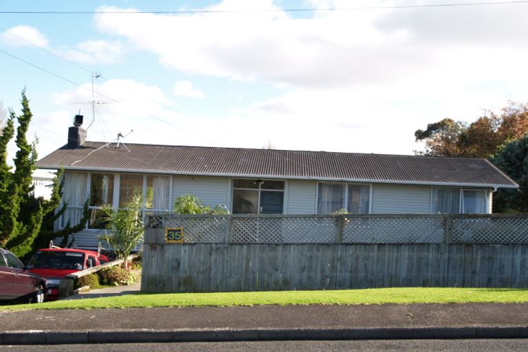Photo of property in 35 Waterloo Street, Howick, Auckland, 2014