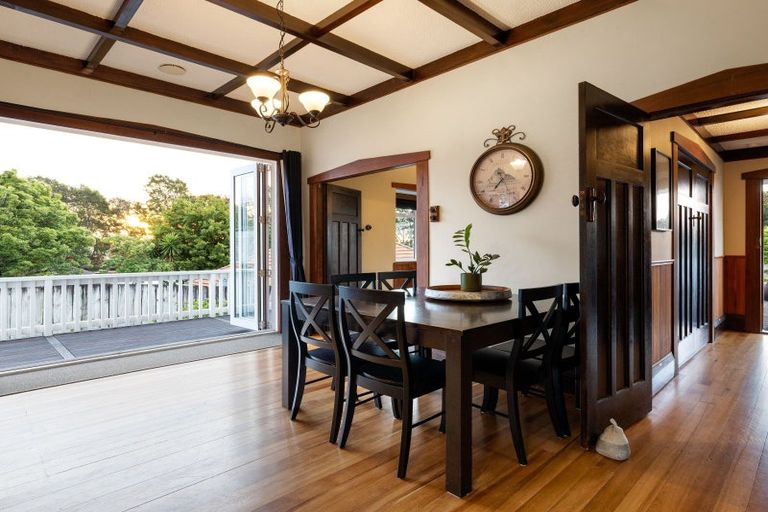 Photo of property in 19 Kiwi Avenue, Forest Lake, Hamilton, 3200