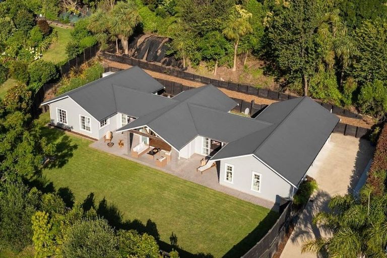 Photo of property in 40 Stonebridge Way, Pyes Pa, Tauranga, 3112