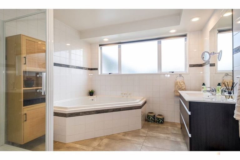 Photo of property in 12 Cardiff Street, Marchwiel, Timaru, 7910