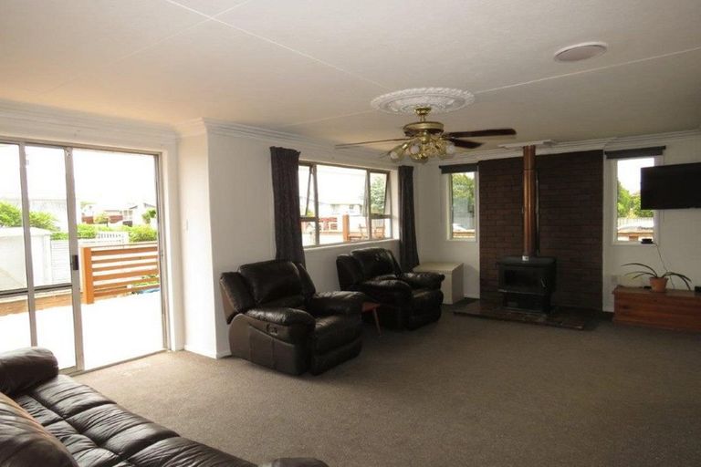 Photo of property in 16 Baxter Street, Grasmere, Invercargill, 9810