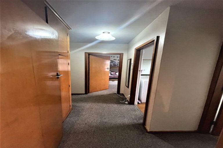 Photo of property in 2/65 Lincoln Road, Hillmorton, Christchurch, 8024