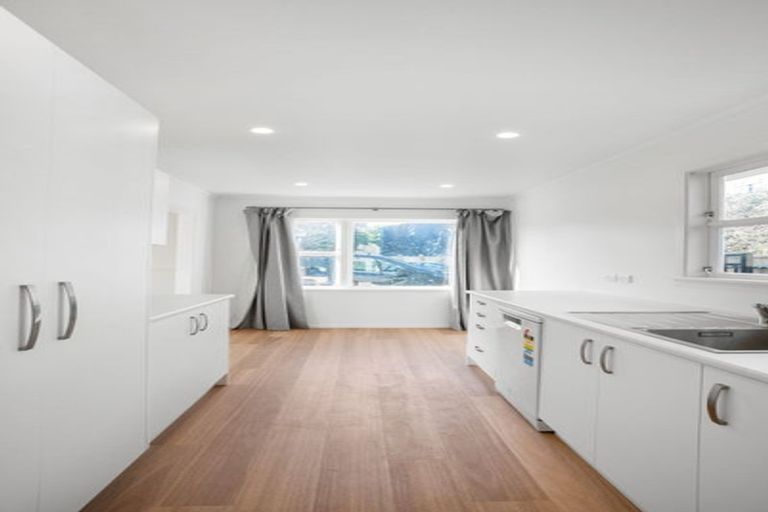 Photo of property in 20 Dale Road, Raumati South, Paraparaumu, 5032