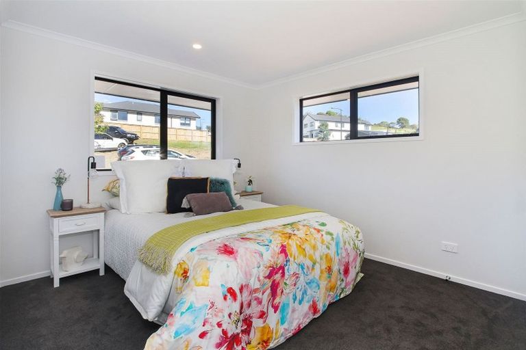 Photo of property in 46 Pacific Heights Road, Orewa, 0931