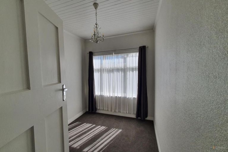 Photo of property in 14 Rhodes Street, Waimate, 7924