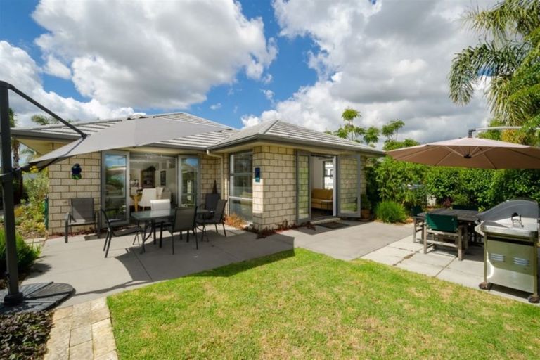 Photo of property in 9 Maple Lane, Huapai, Kumeu, 0810