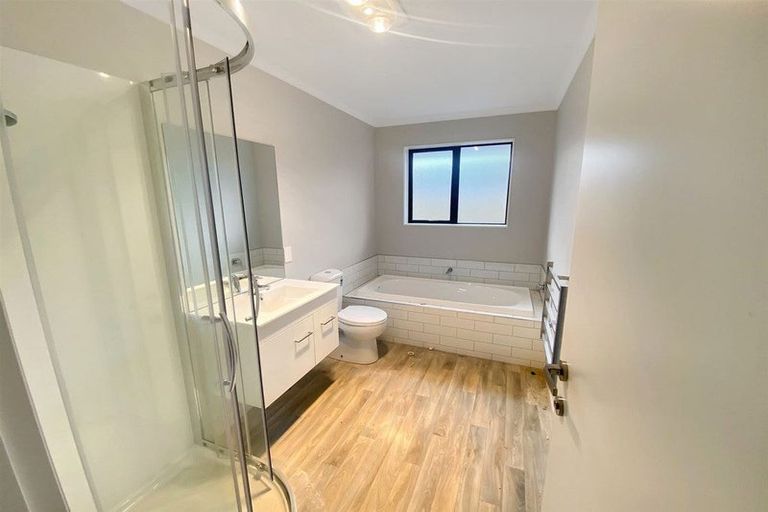 Photo of property in 80 Broadway Parade, Rolleston, 7615