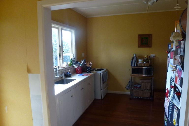 Photo of property in 46 Miro Street, Takaro, Palmerston North, 4410