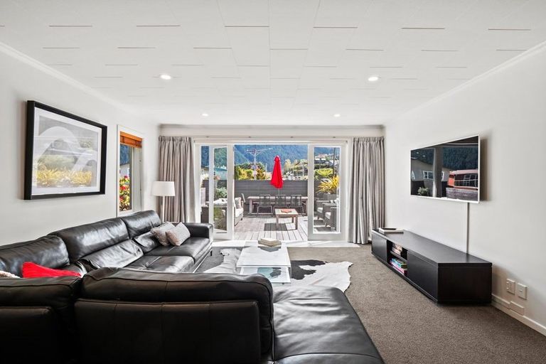 Photo of property in 3 Dublin Street, Queenstown, 9300