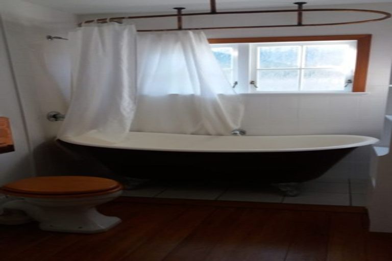 Photo of property in 77 Brooklyn Road, Carterton, 5713