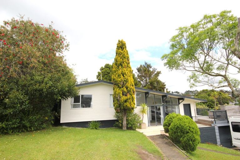 Photo of property in 2a Hammond Avenue, Hatfields Beach, Orewa, 0931