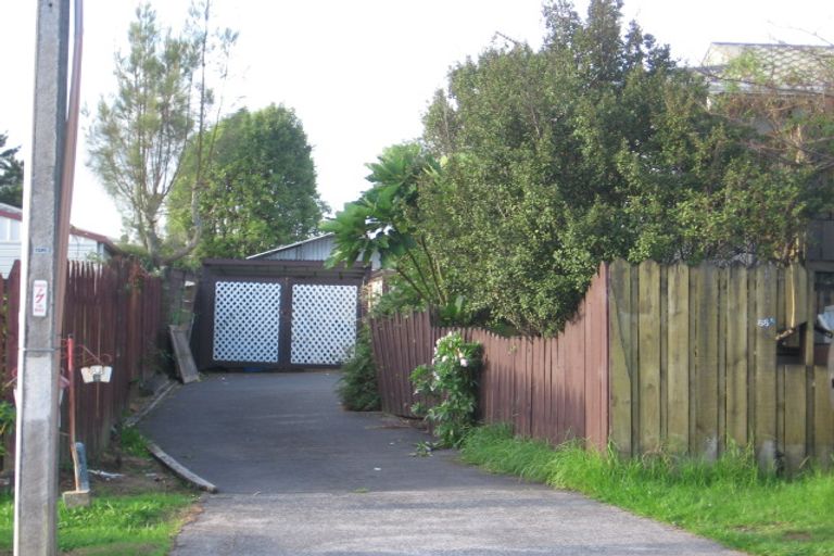 Photo of property in 1/88 Parrs Cross Road, Henderson, Auckland, 0612