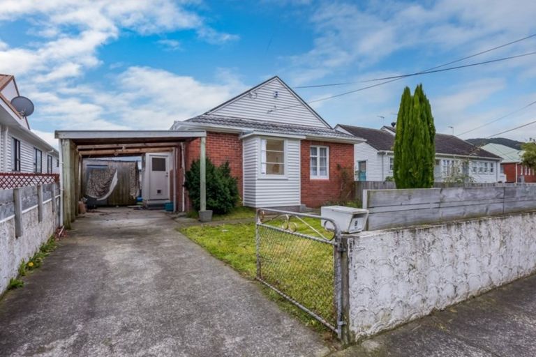 Photo of property in 9 Bush Street, Naenae, Lower Hutt, 5011