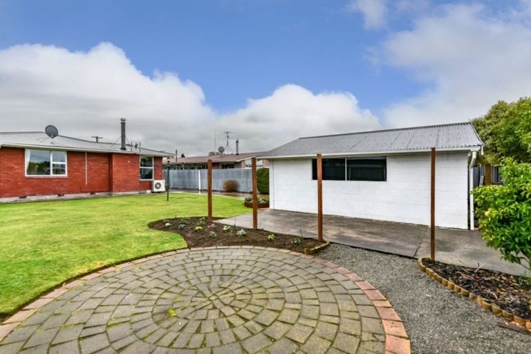 Photo of property in 16 Wendover Street, Bishopdale, Christchurch, 8053