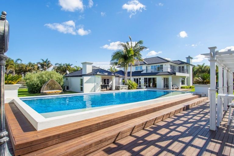 Photo of property in 22 Royal Ascot Drive, Papamoa Beach, Te Puke, 3187