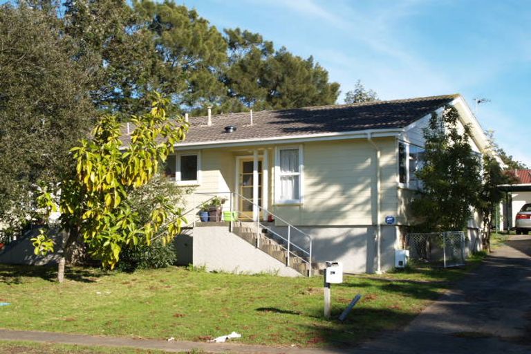 Photo of property in 7 Mcnaughton Avenue, Mangere East, Auckland, 2024