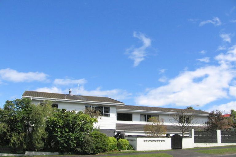 Photo of property in 99 Rokino Road, Hilltop, Taupo, 3330