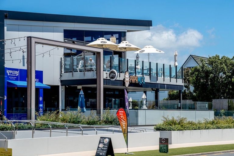 Photo of property in 1034 Papamoa Beach Road, Papamoa Beach, Papamoa, 3118