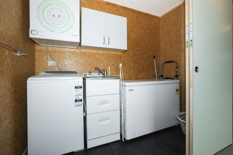 Photo of property in 9 Kristin Place, Manakau, Levin, 5573