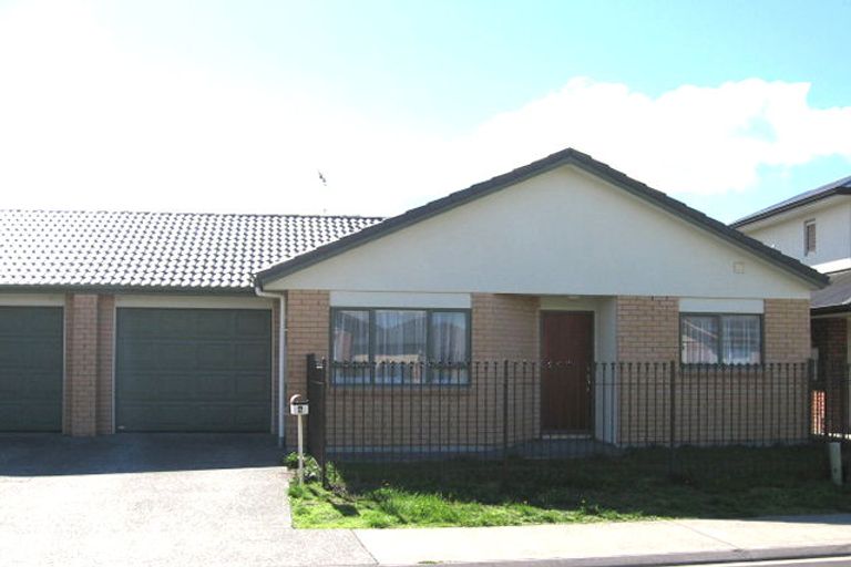 Photo of property in 4 Wakaroa Avenue, Te Atatu Peninsula, Auckland, 0610