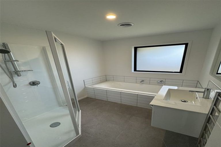 Photo of property in 32 Glovers Road, Halswell, Christchurch, 8025