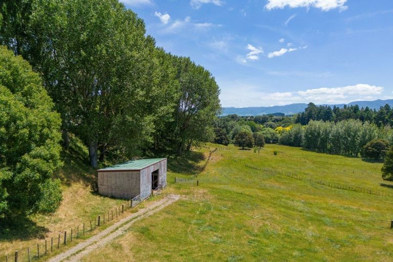 Photo of property in 227 Tipapakuku Road, Dannevirke, 4930