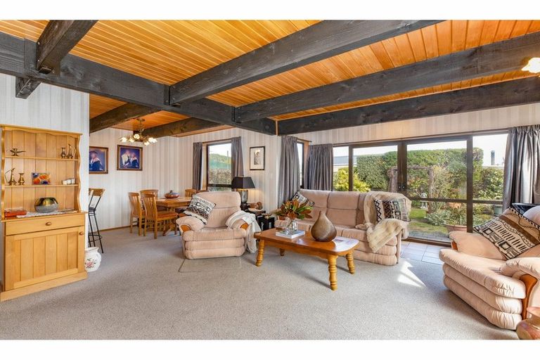 Photo of property in 410b Marine Parade, South New Brighton, Christchurch, 8062