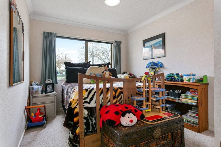 Photo of property in 106 Burns Street, Leamington, Cambridge, 3432