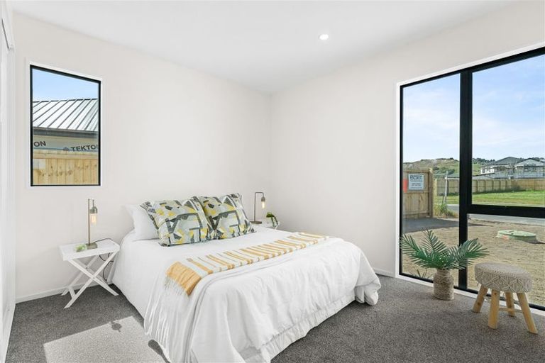 Photo of property in 6 Cabbage Close, Halswell, Christchurch, 8025