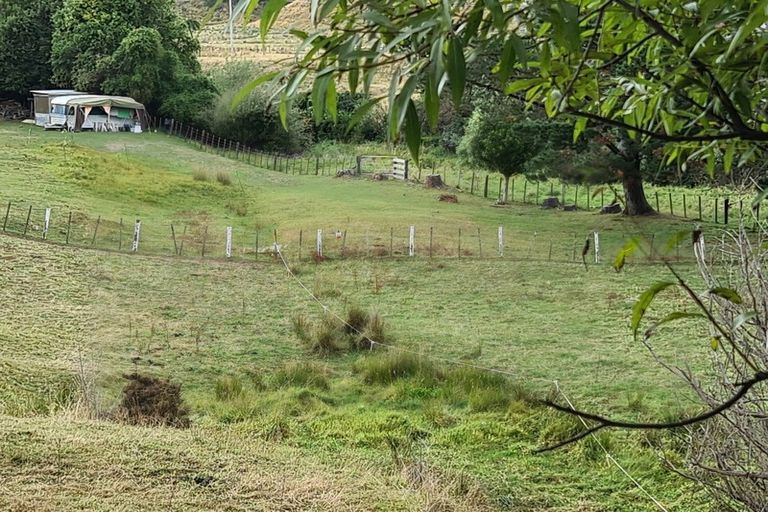 Photo of property in 347 Waitohu Valley Road, Otaki, 5583